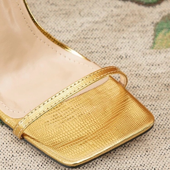 SHEIN Gold Strappy Open Toe Heels Women’s Size US 7 (CN38) - Picture 3 of 16